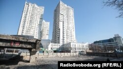 Демонтаж Шулявського моста в Києві, квітень 2019 року