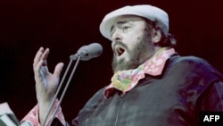 Luciano Pavarotti